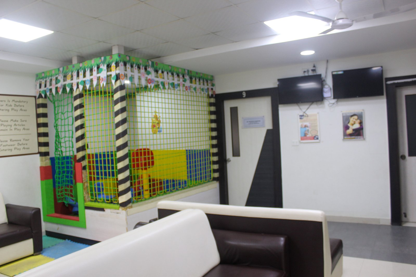 Temporary stock hospital photo 4